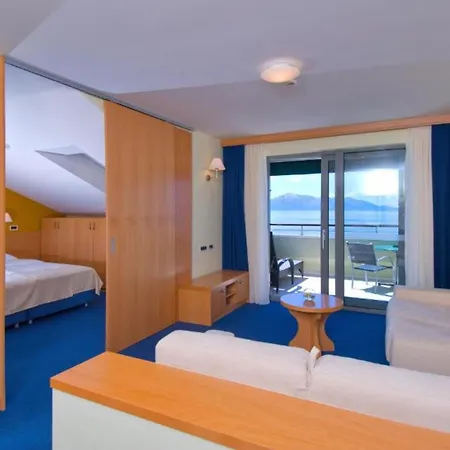 Boutique Saudade Gradac (Split-Dalmatia)