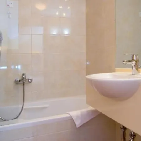Boutique Saudade Gradac (Split-Dalmatia)