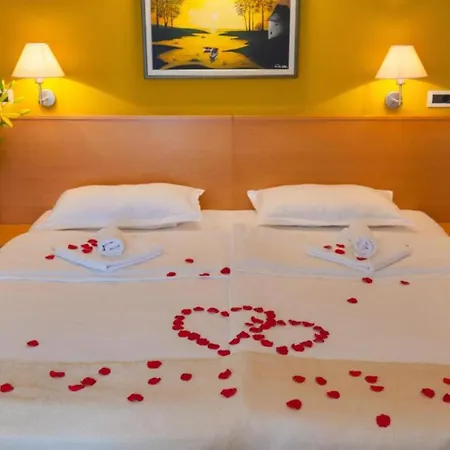 Boutique Saudade 4*